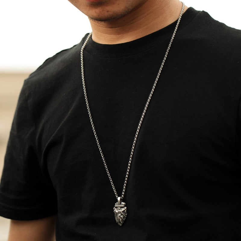 Arrowhead Pendant Necklace – Bold Stainless Steel Design for Men